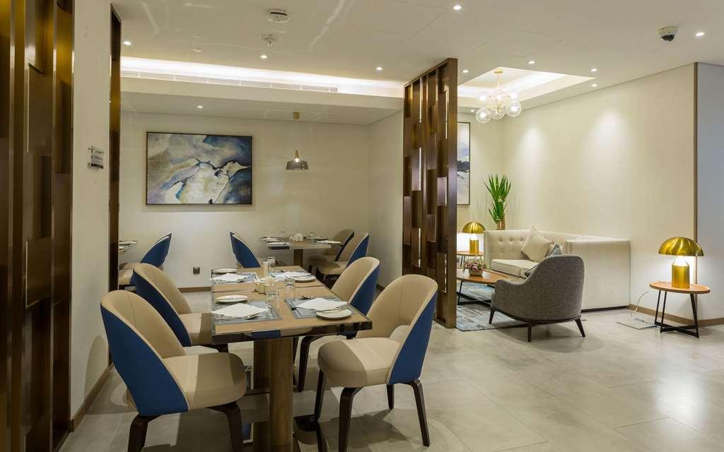 Comfort Hotel Jeddah King Road Exterior photo